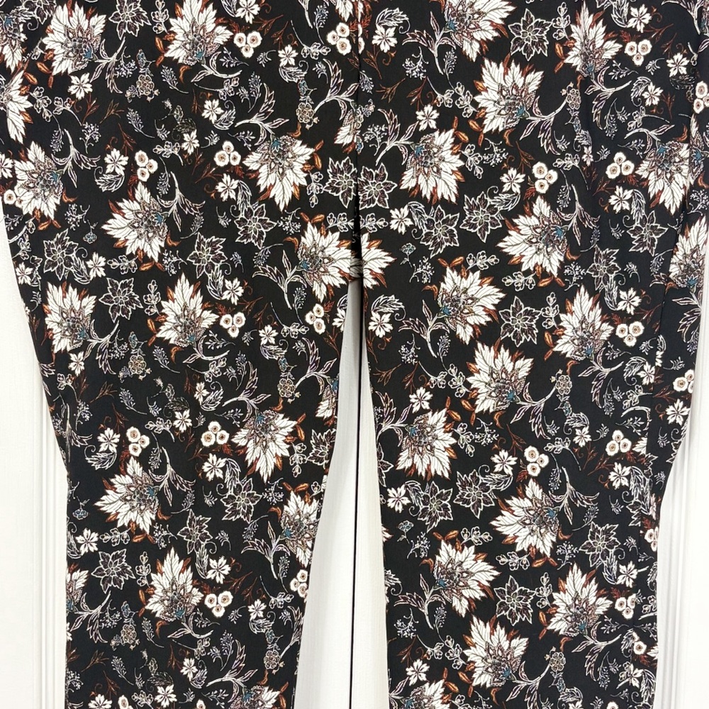 Preswick & Moore Black Multi Floral Stretch Pull-On Slim Ankle Pants 2X - Picture 8 of 16